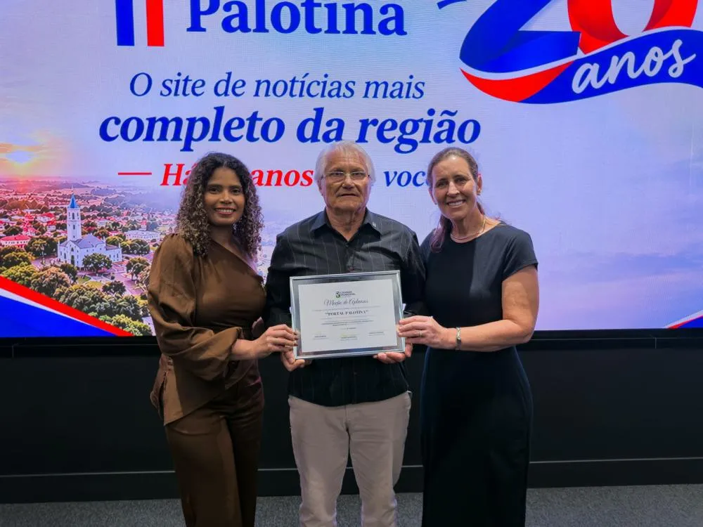 Portal Palotina recebe homenagem da Câmara pelos 20 anos de história
