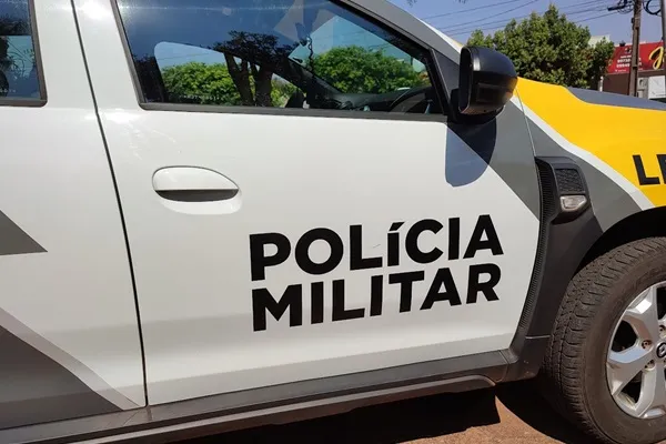 Homem com mandado de prisão por tráfico de drogas foi detido pela Polícia Militar no bairro Dallas, em Palotina, na noite de domingo (18).